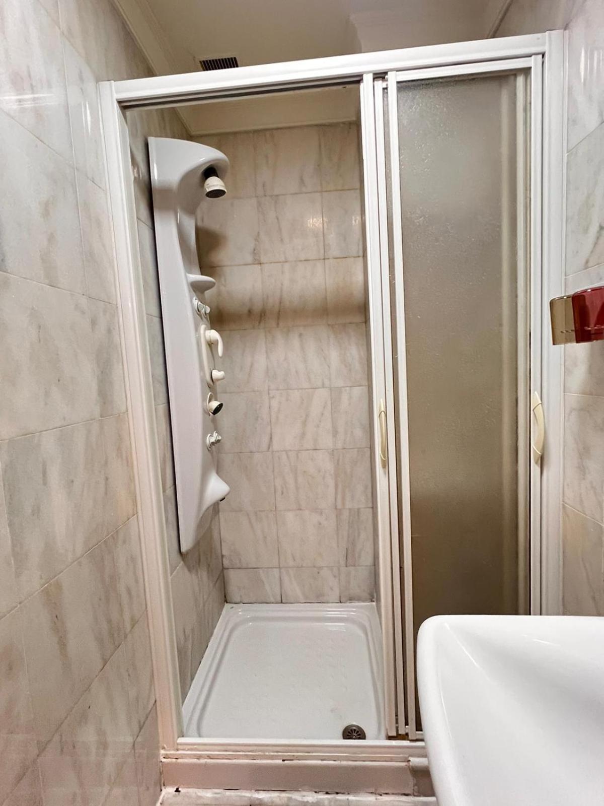 Central Suites Isabel II Vigo Eksteriør bilde