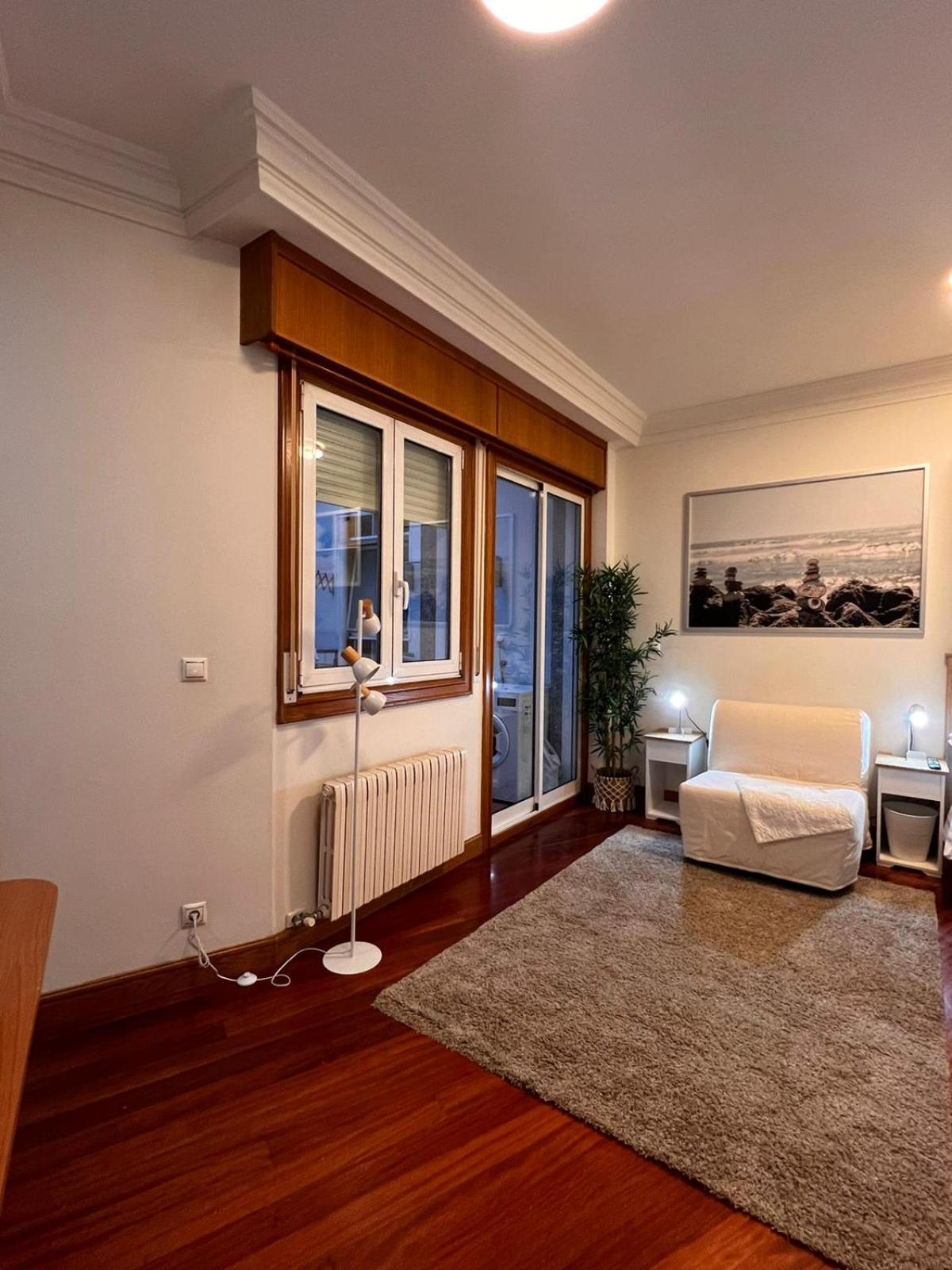Central Suites Isabel II Vigo Eksteriør bilde