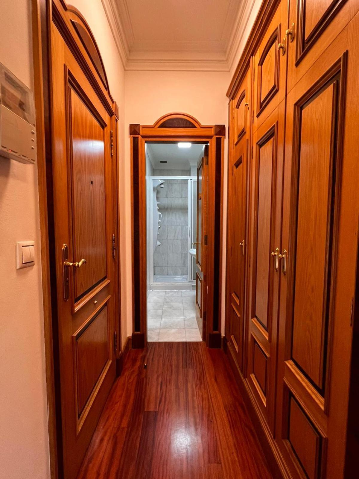 Central Suites Isabel II Vigo Eksteriør bilde