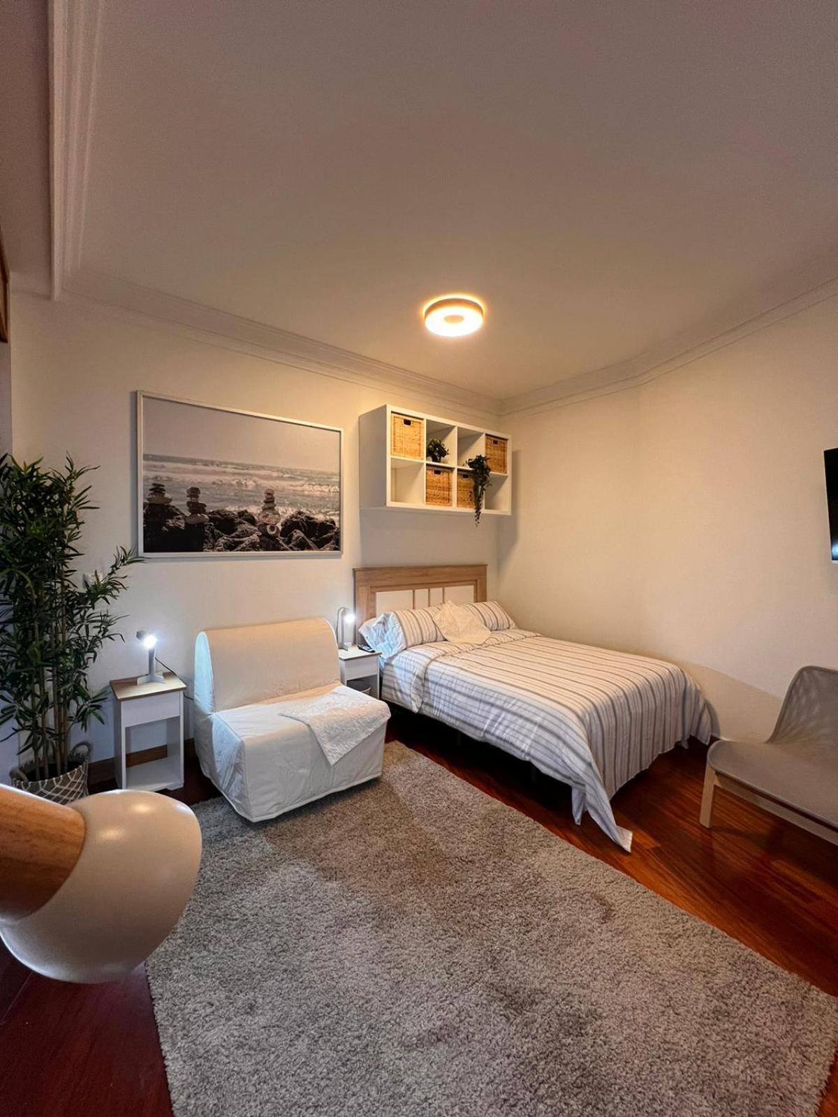 Central Suites Isabel II Vigo Eksteriør bilde