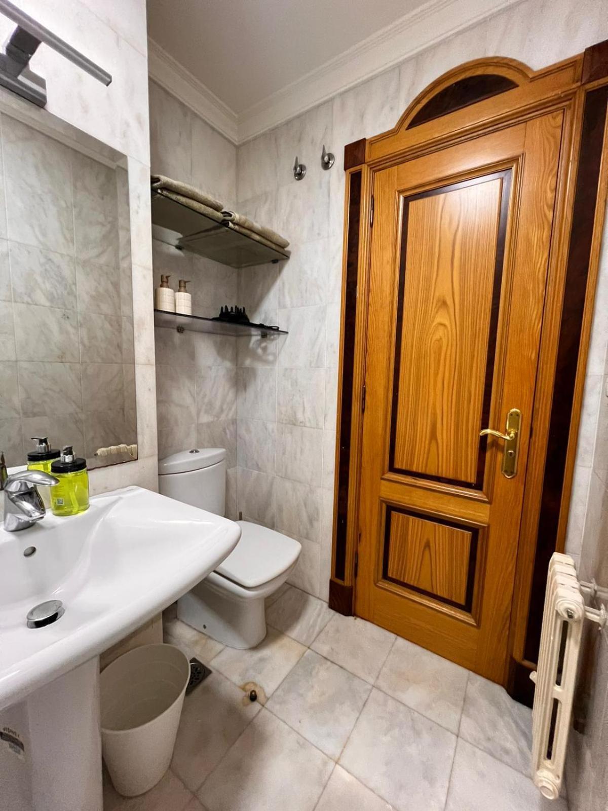Central Suites Isabel II Vigo Eksteriør bilde